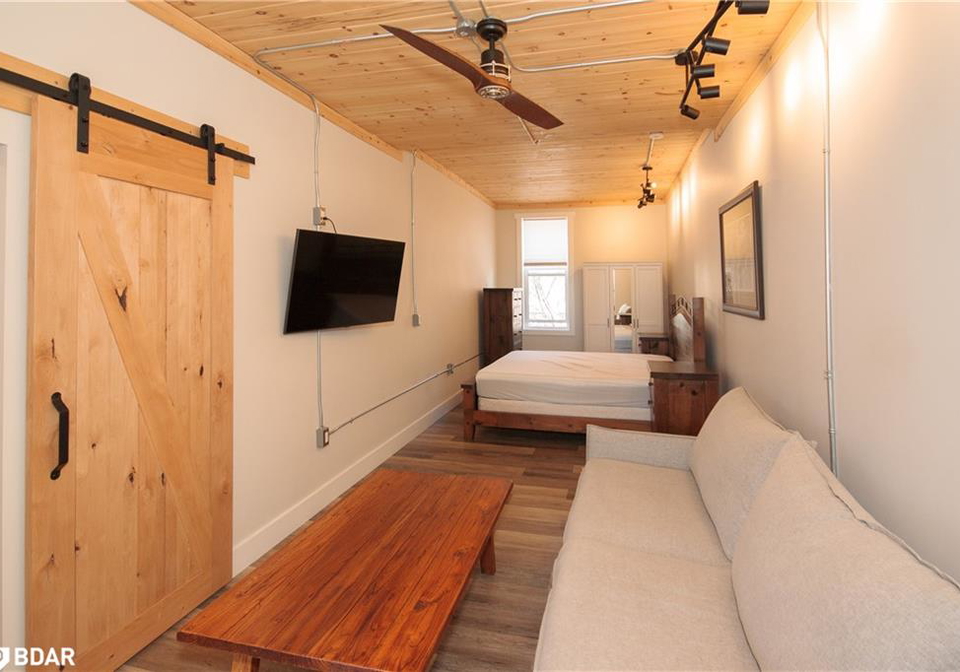 19-peter-street-orillia-ontario-40747660