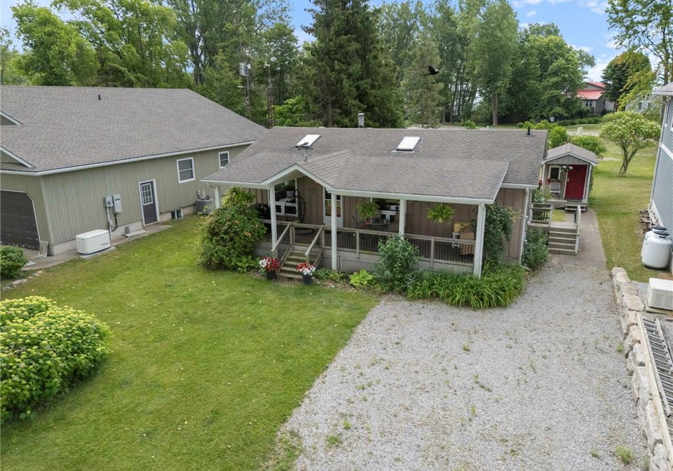 5-crescent-boulevard-long-point-ontario-40747662