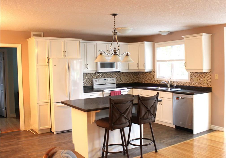 72-stanley-crescent-elora-ontario-40747671