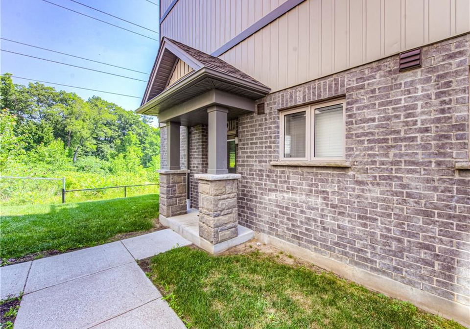 115-south-creek-drive-kitchener-ontario-40747677