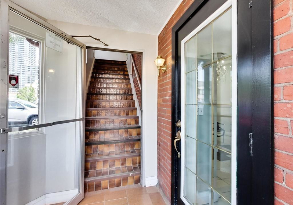 51-augusta-street-hamilton-ontario-40747722