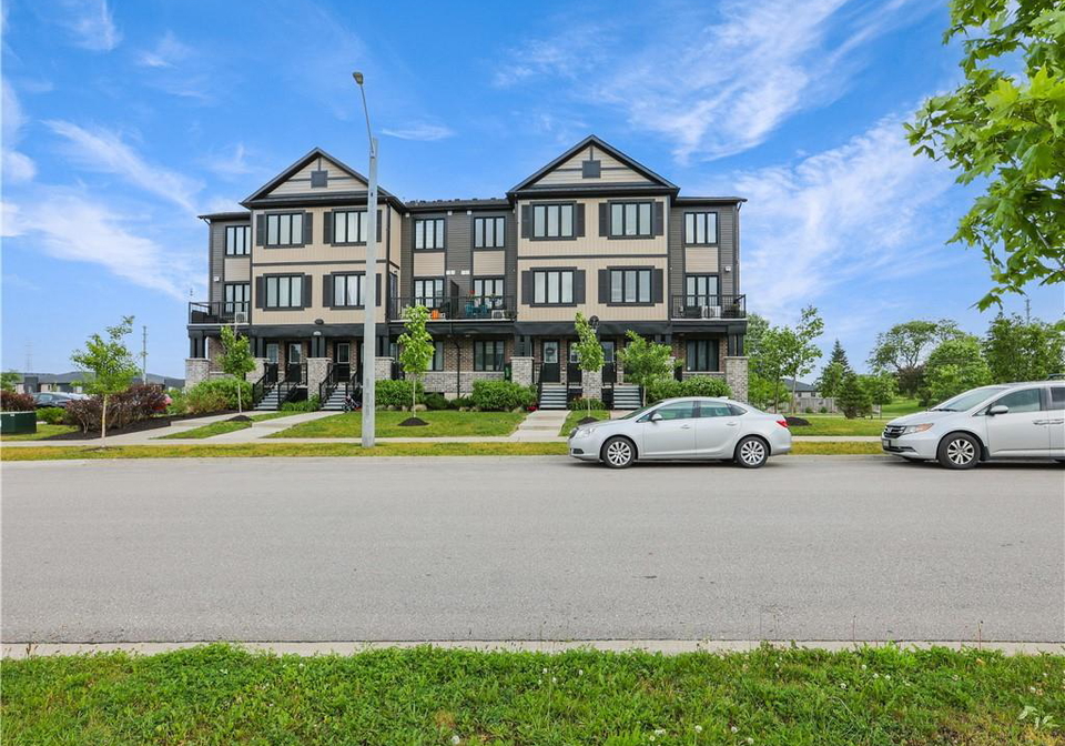 148-rochefort-street-kitchener-ontario-40747809