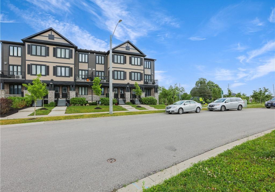 148-rochefort-street-kitchener-ontario-40747809