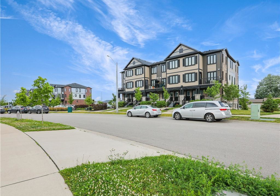 148-rochefort-street-kitchener-ontario-40747809