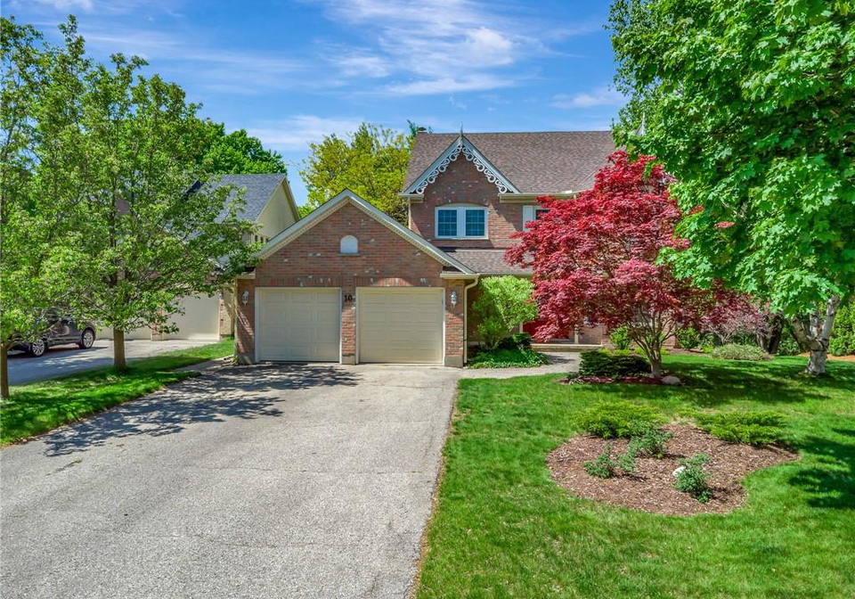 10-huntingwood-court-kitchener-ontario-40747855