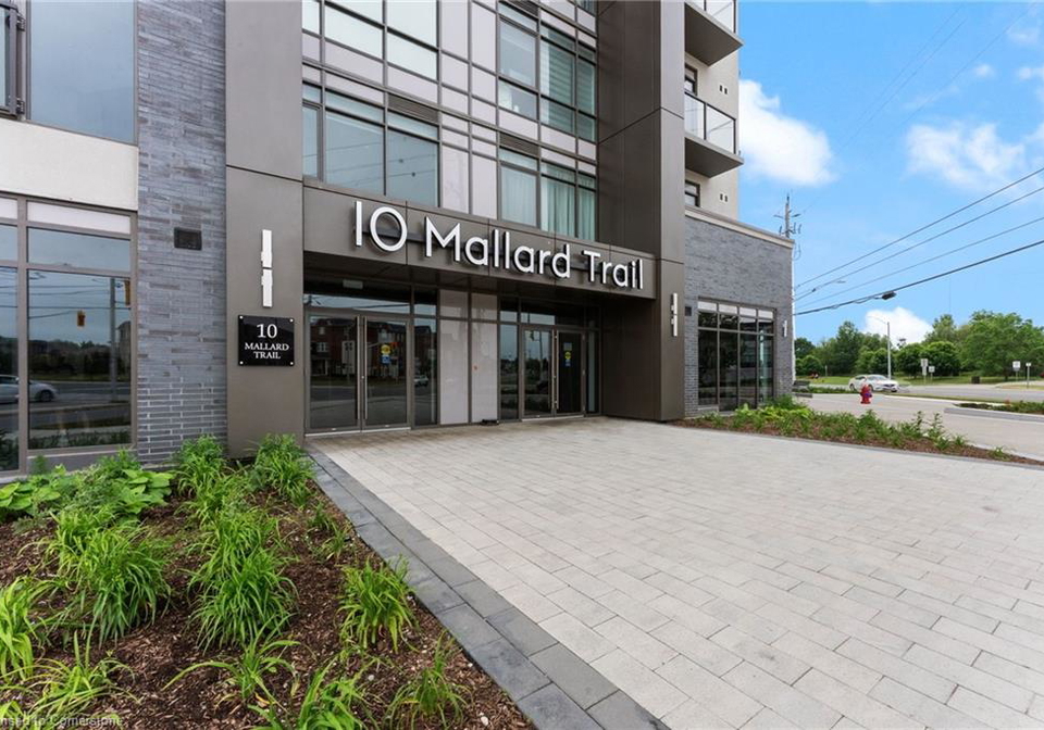10-mallard-trail-waterdown-ontario-40747863