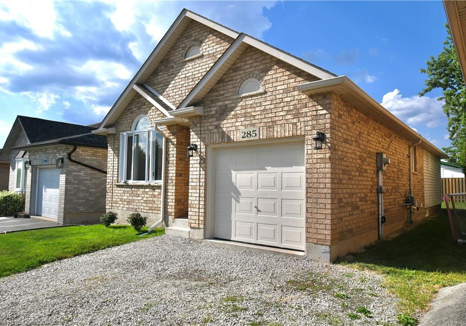 285-acadia-drive-hamilton-ontario-40747883