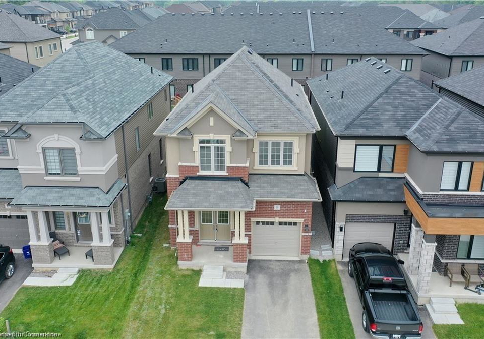 8-tooker-drive-brantford-ontario-40747953