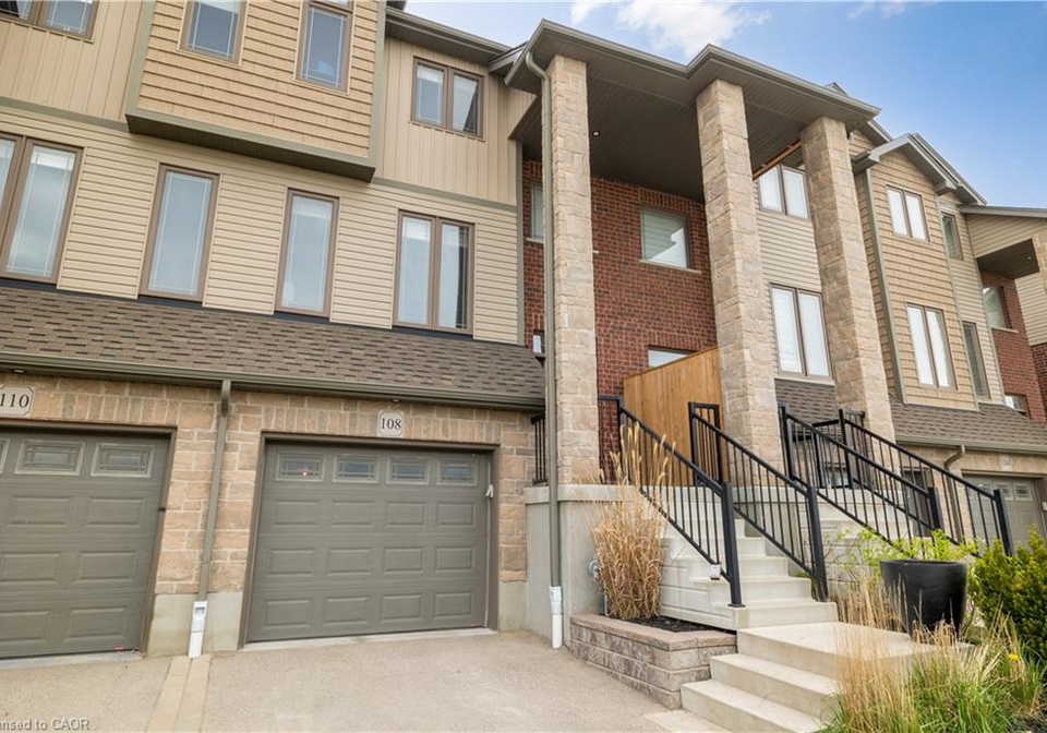 108-loxleigh-lane-breslau-ontario-40747972