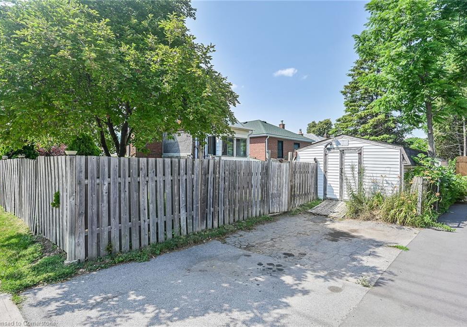 869-fennell-avenue-e-hamilton-ontario-40747987