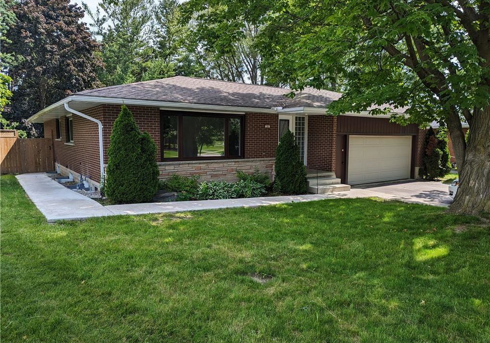 26-springbank-crescent-kitchener-ontario-40747992