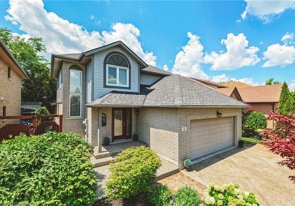 5-springgarden-crescent-hamilton-ontario-40747993