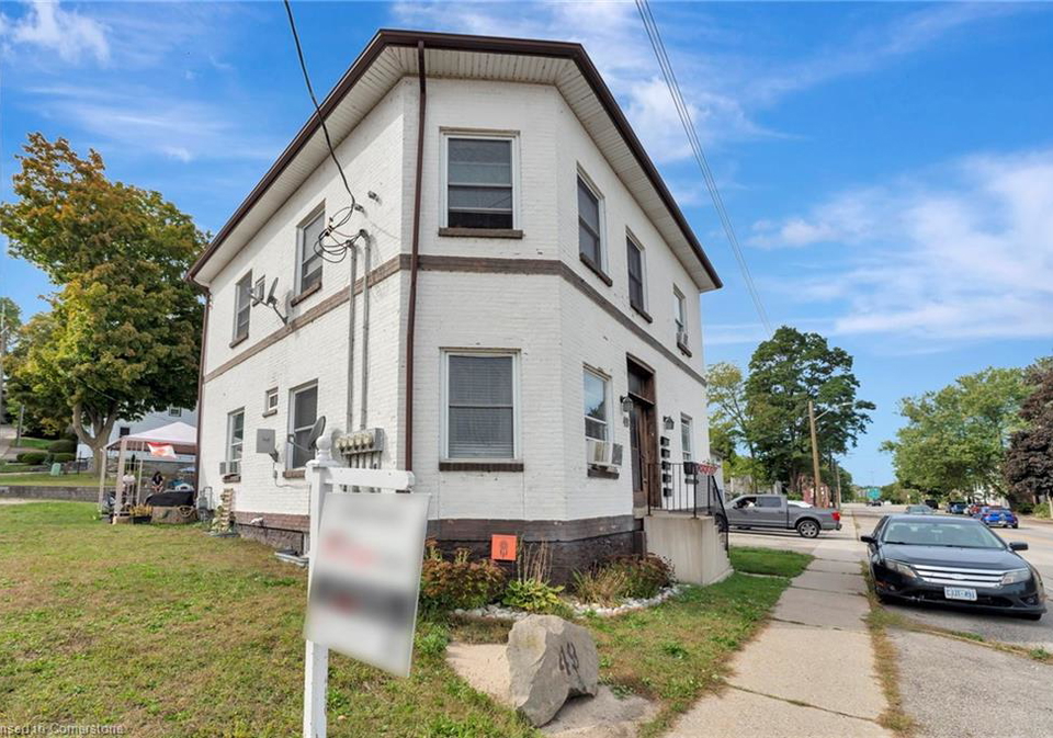 49-dumfries-street-paris-ontario-40747995