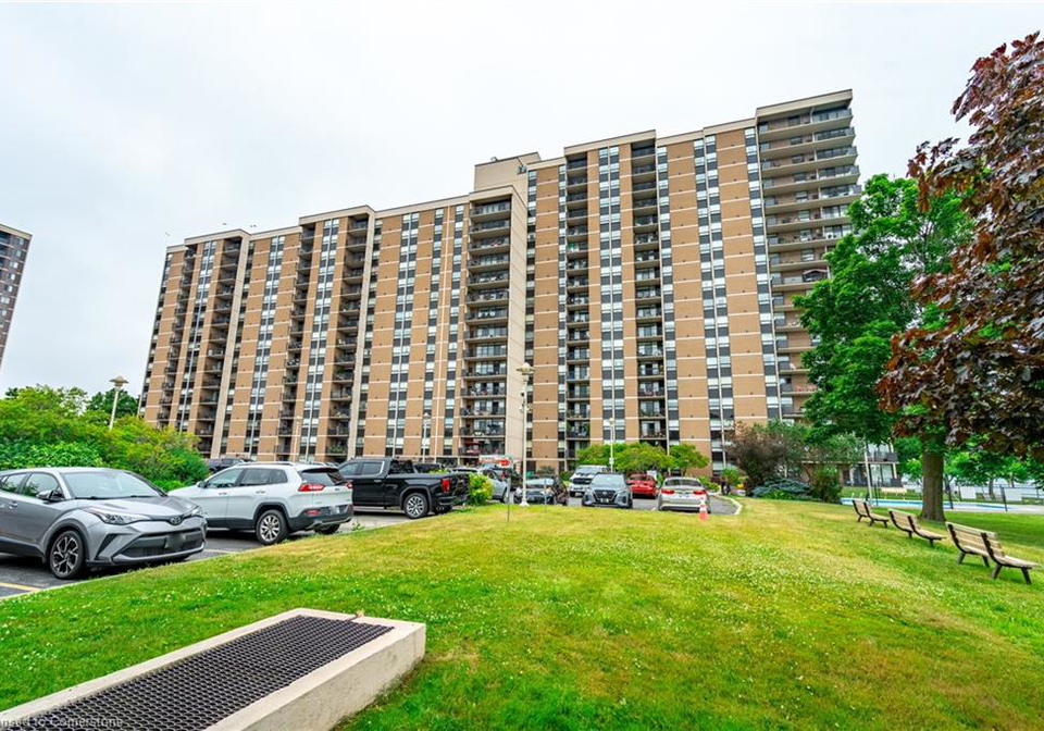 500-green-road-hamilton-ontario-40747998
