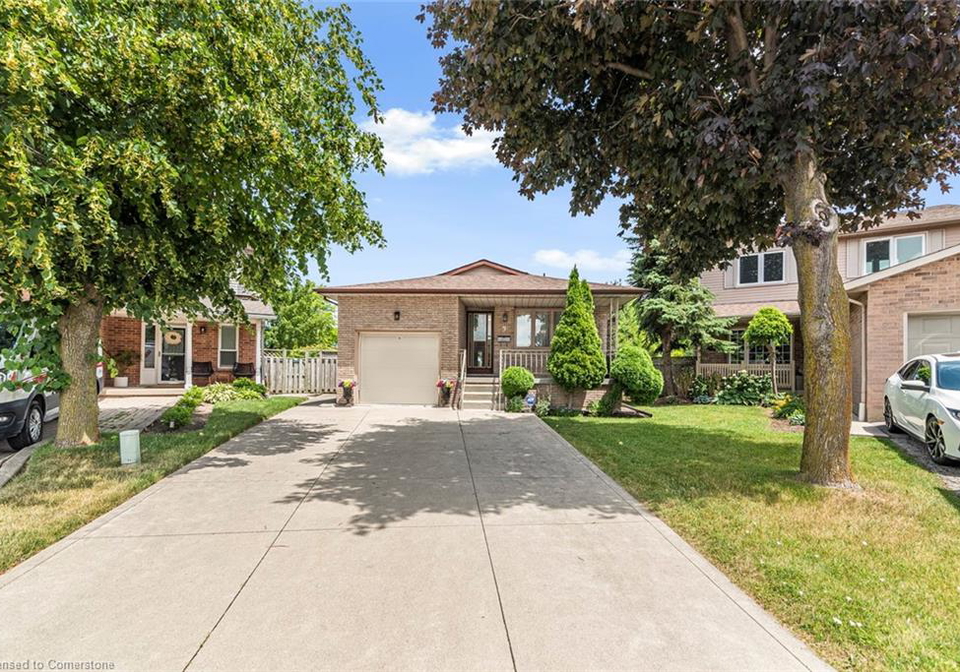 9-mark-place-hamilton-ontario-40748063