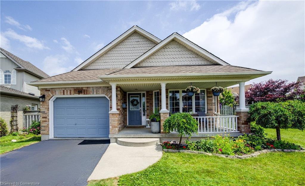 44-small-court-cambridge-ontario-40748085