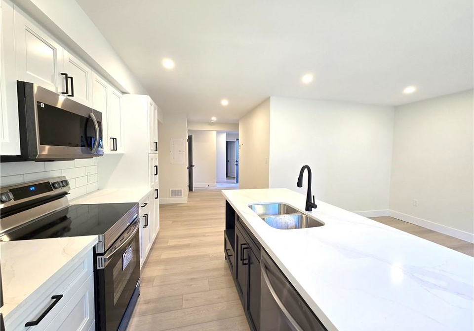 404-forest-hill-drive-kitchener-ontario-40748105