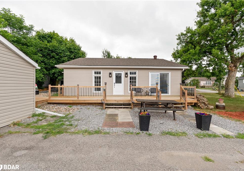 16-third-street-dunsford-ontario-40748120