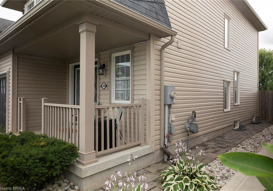 20-merritt-lane-brantford-ontario-40748134