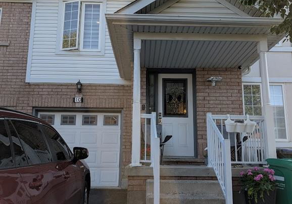 10-polar-bear-place-brampton-ontario-40748142