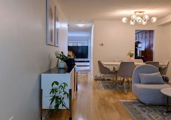 10-polar-bear-place-brampton-ontario-40748142