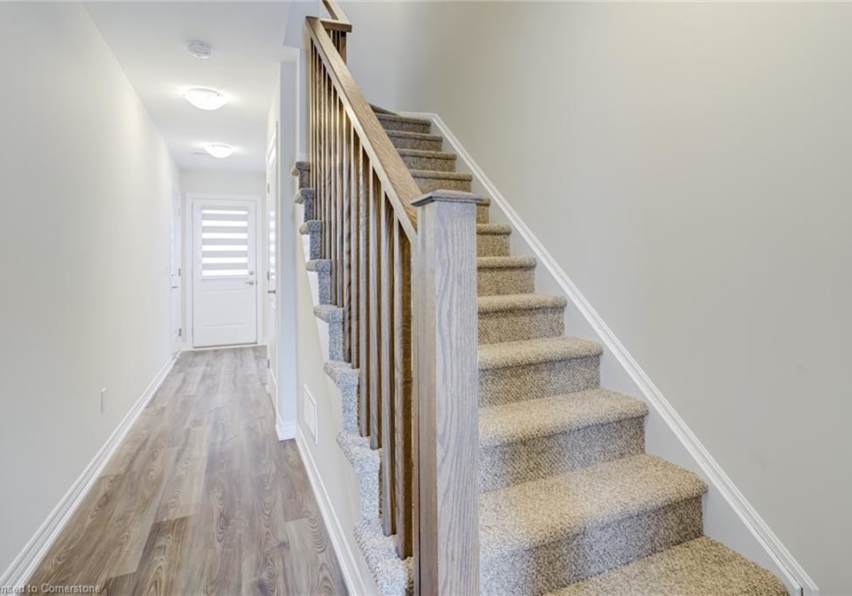 19-picardy-drive-stoney-creek-ontario-40748176