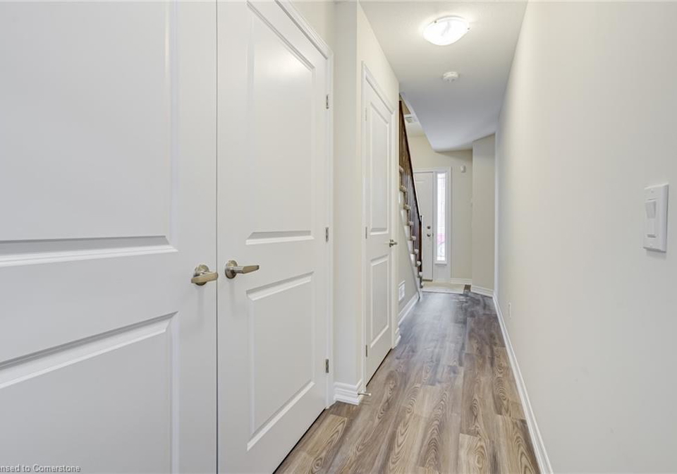 19-picardy-drive-stoney-creek-ontario-40748176
