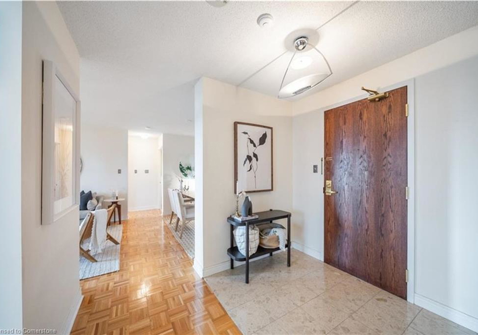 156-enfield-place-mississauga-ontario-40748214