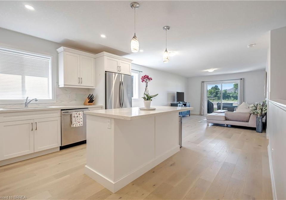 15-peachleaf-lane-waterford-ontario-40748322
