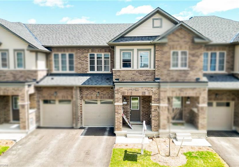 38-senay-circle-clarington-ontario-40748358