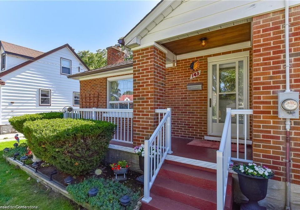 143-talbot-street-kitchener-ontario-40748400