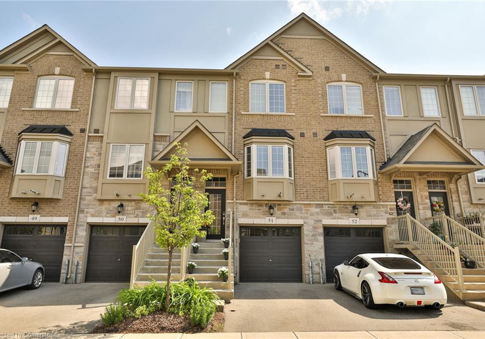 215-dundas-street-e-waterdown-ontario-40748405