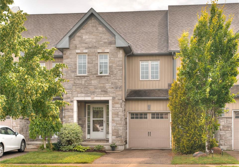 521-windflower-crescent-kitchener-ontario-40748415
