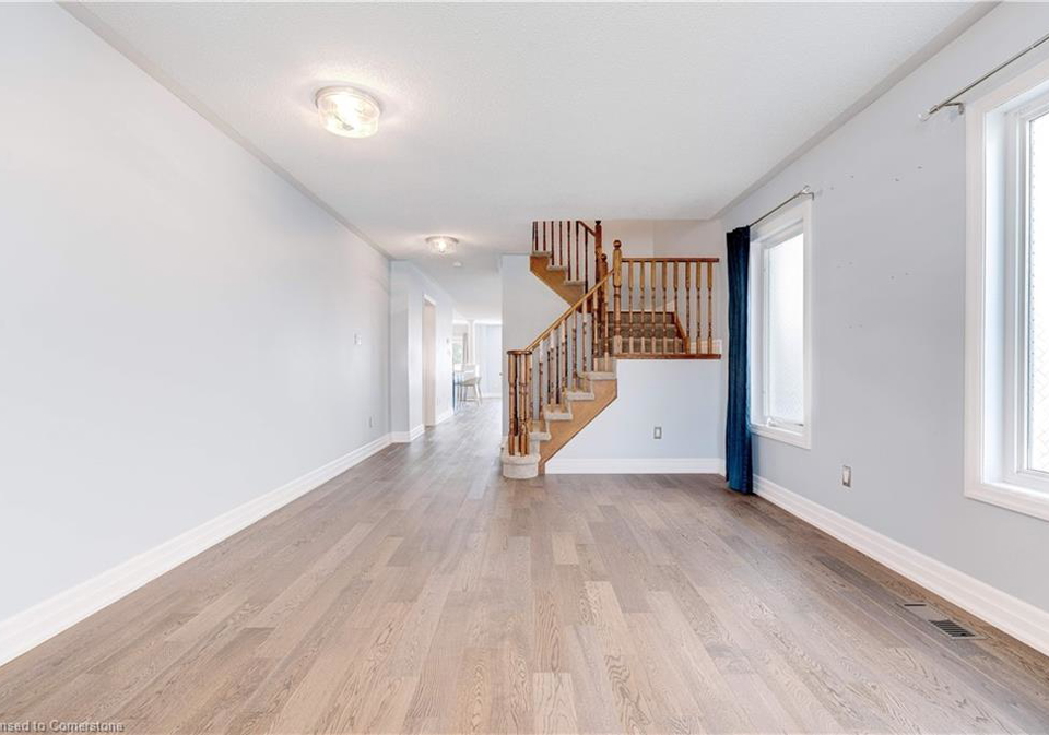 85-mowat-crescent-georgetown-ontario-40748425