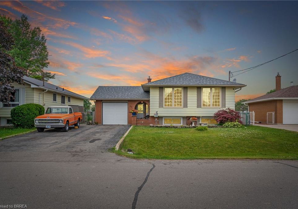 27-craddock-boulevard-jarvis-ontario-40748434