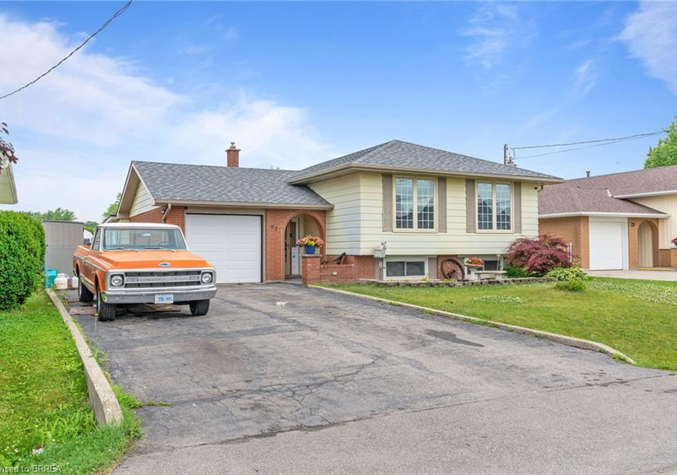 27-craddock-boulevard-jarvis-ontario-40748434