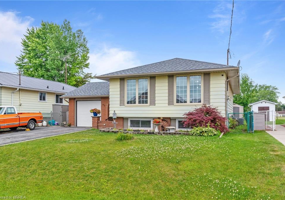 27-craddock-boulevard-jarvis-ontario-40748434
