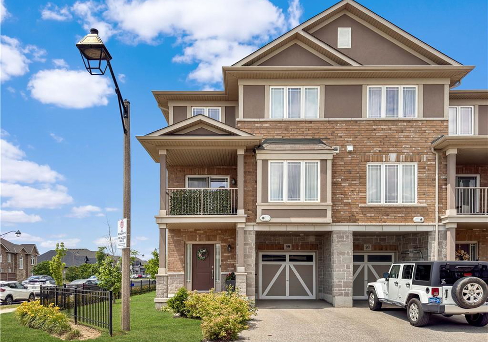 99-bloom-crescent-hamilton-ontario-40748435
