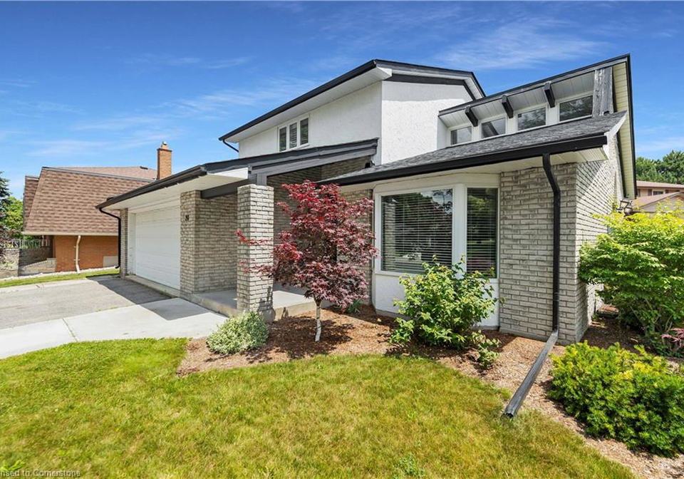 20-blue-spruce-court-kitchener-ontario-40748443
