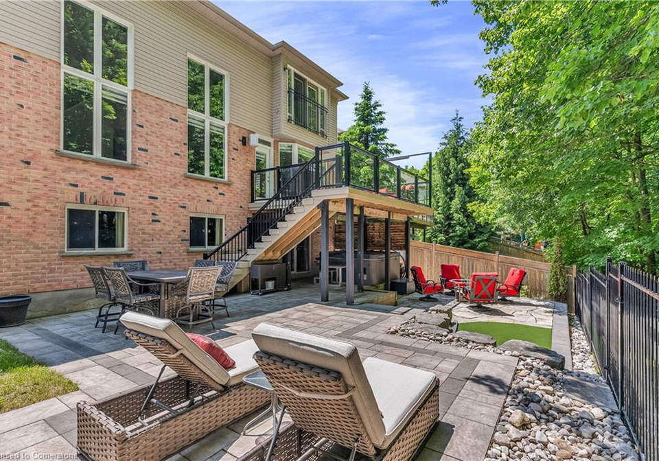 532-woodfield-court-kitchener-ontario-40748460
