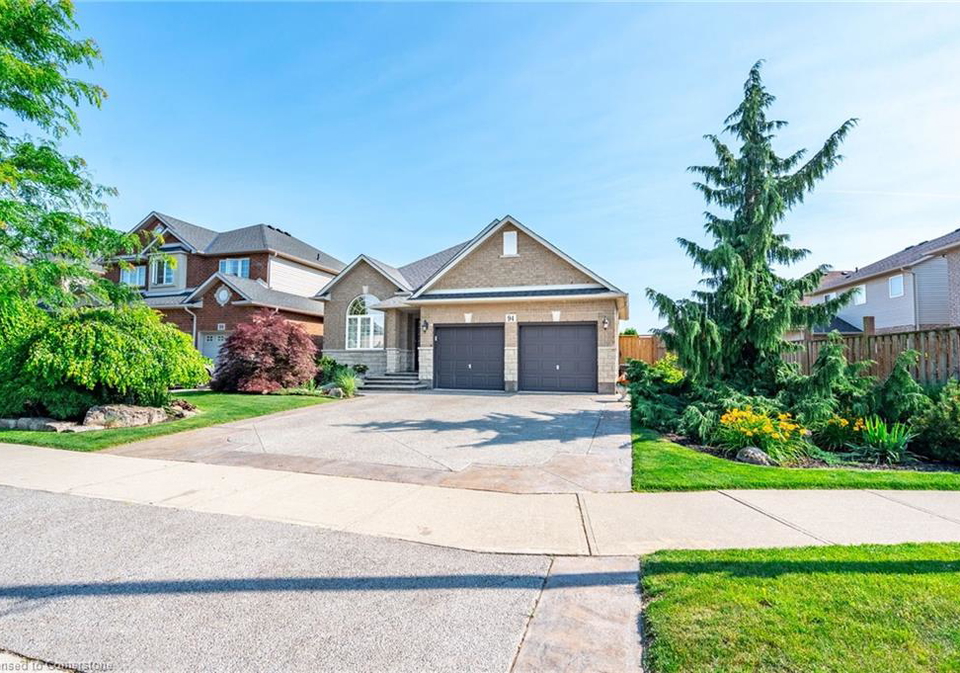 94-pinehill-drive-hamilton-ontario-40748468