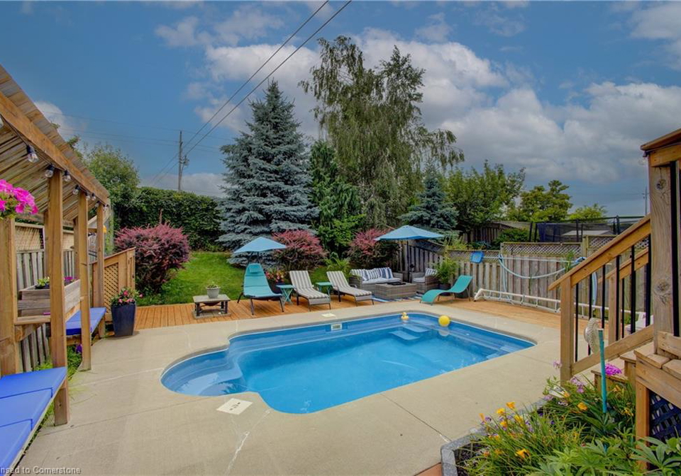 28-bartleman-crescent-cambridge-ontario-40748478