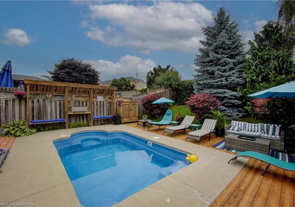 28-bartleman-crescent-cambridge-ontario-40748478