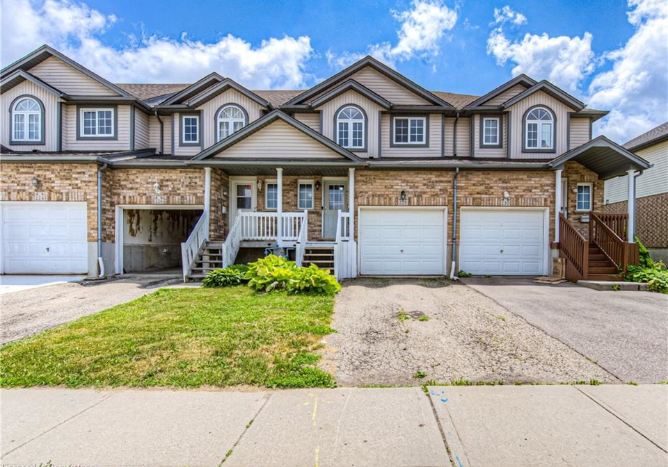 228-activa-avenue-kitchener-ontario-40748511