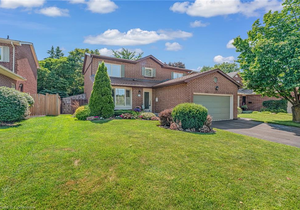 11-riley-street-waterdown-ontario-40748547