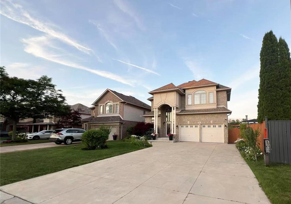 27-barnacle-crescent-ancaster-ontario-40748642