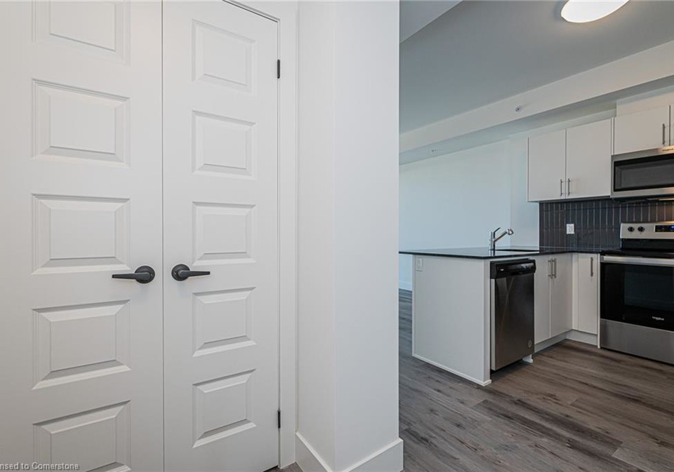 103-roger-street-kitchener-ontario-40748715