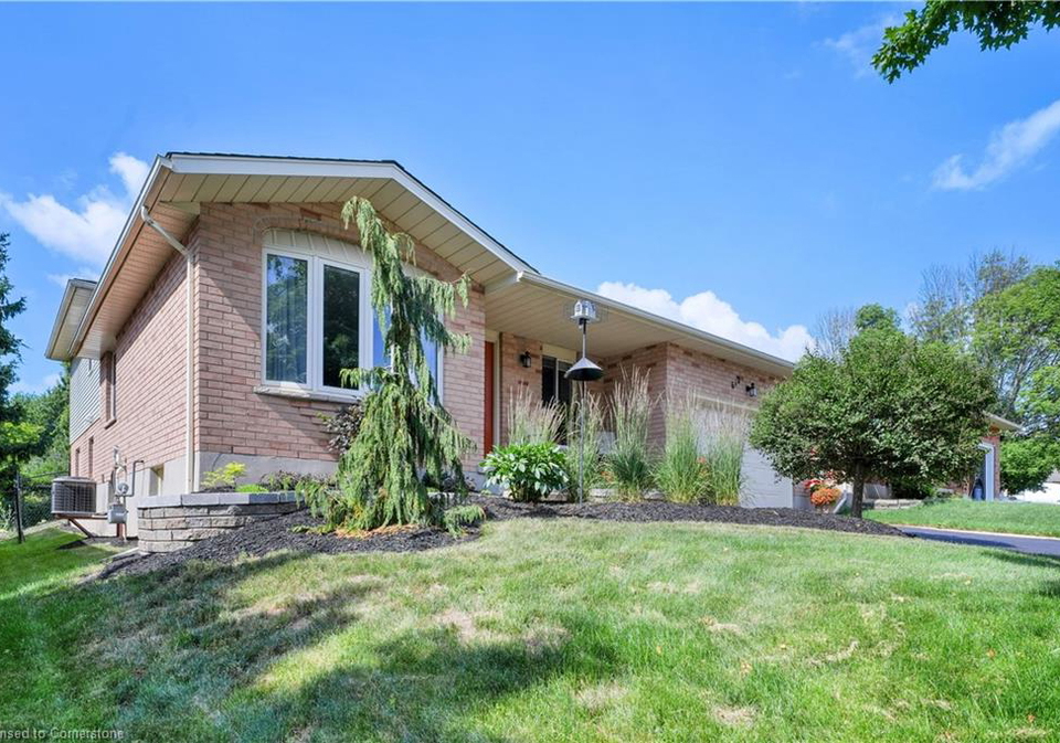 612-sprucehurst-crescent-waterloo-ontario-40748750