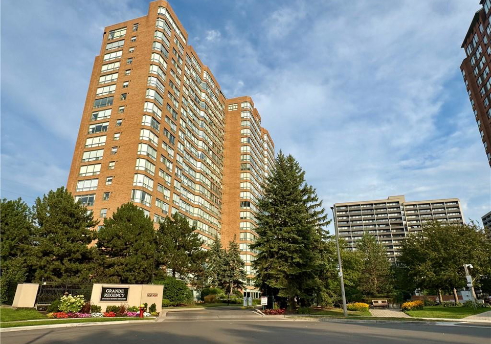 1276-maple-crossing-boulevard-burlington-ontario-40748771