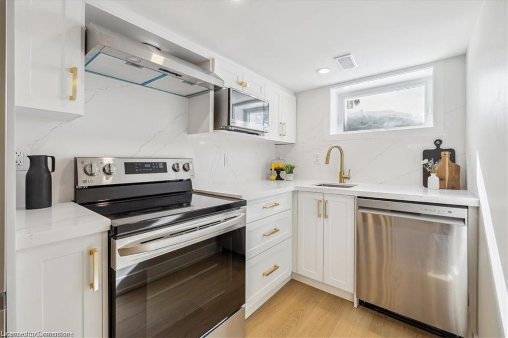 98-east-37th-street-hamilton-ontario-40748805